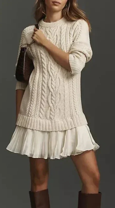 Sofía – Strickkleid mit Faltenrock