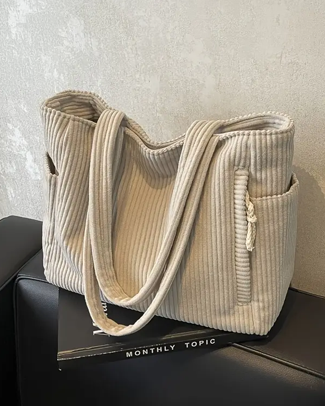 Tilda–Gerippte Tragetasche mit Kordel Detail