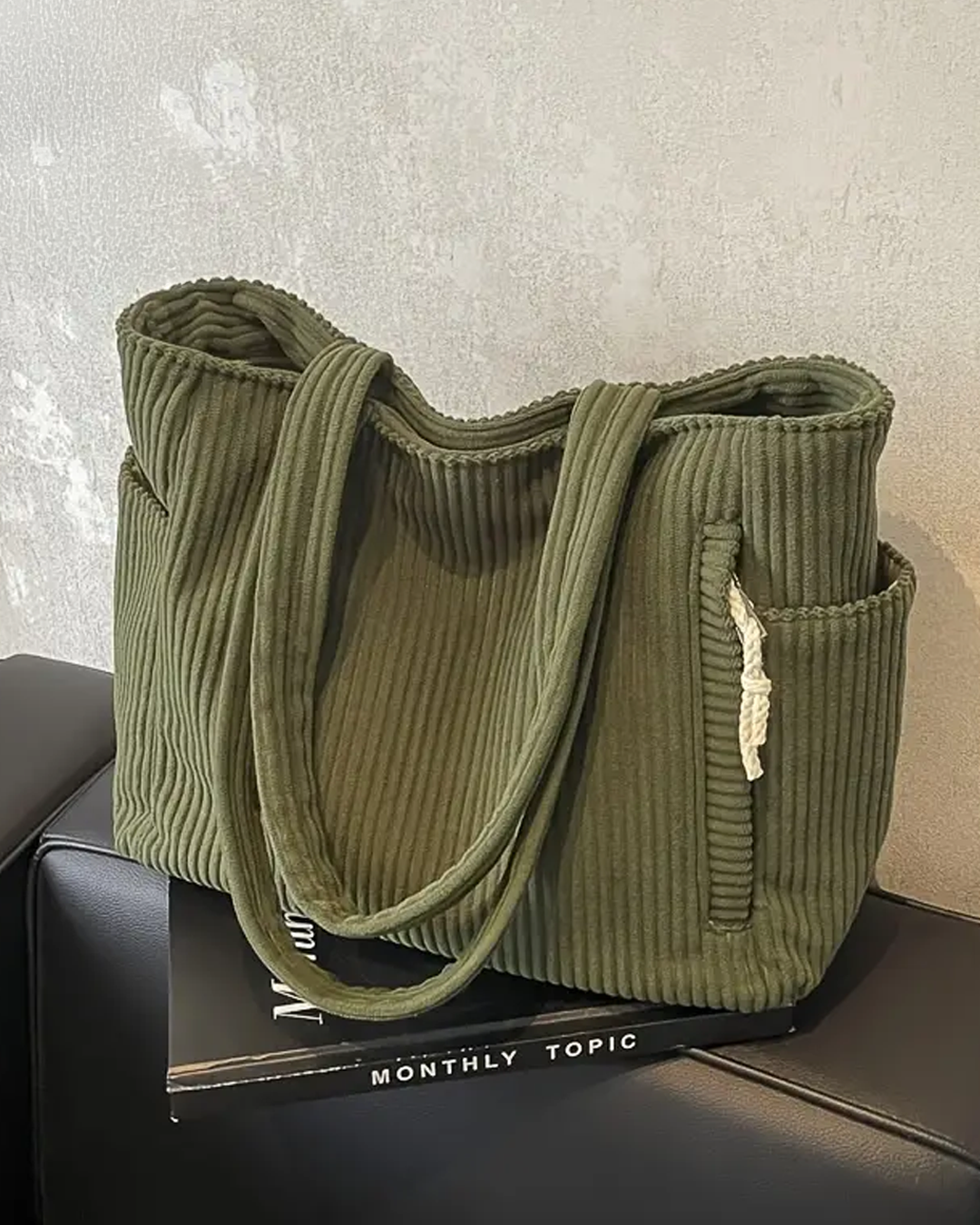 Tilda–Gerippte Tragetasche mit Kordel Detail