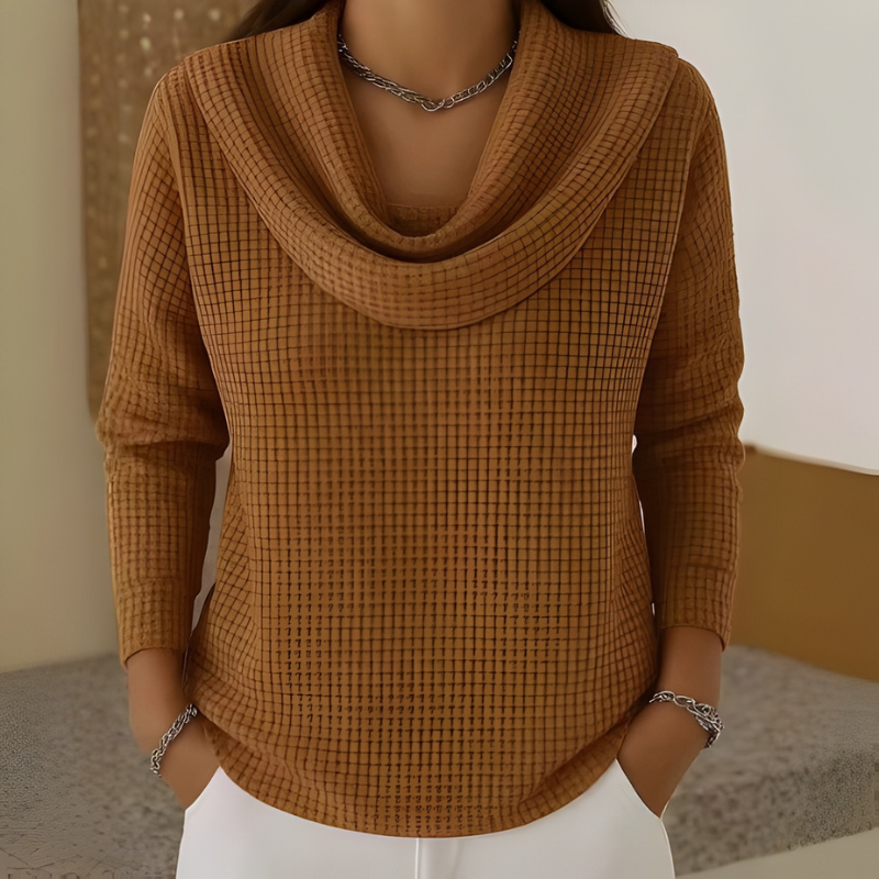 Amber™ – Warmer Waffelpullover mit elegantem Wasserfallausschnitt